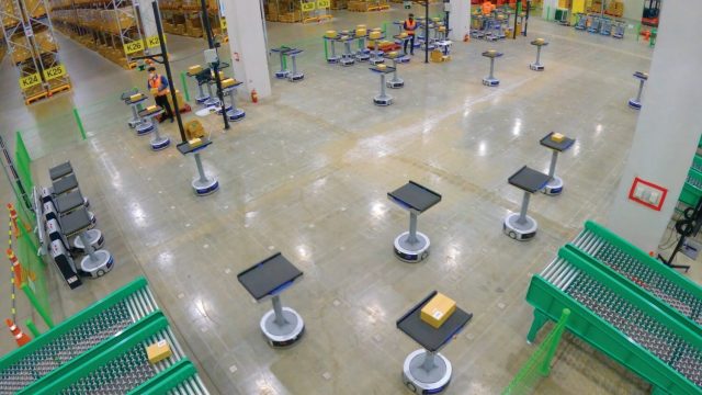 Toll Group повысила эффективность склада в Южной Корее с помощью роботов Geekplus