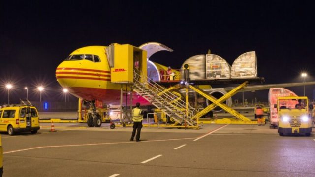 DHL Express запускает GoGreen Plus для сокращения выбросов с помощью SAF