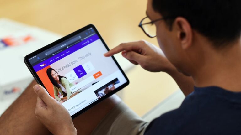 FedEx запускает платформу для электронной коммерции на основе данных