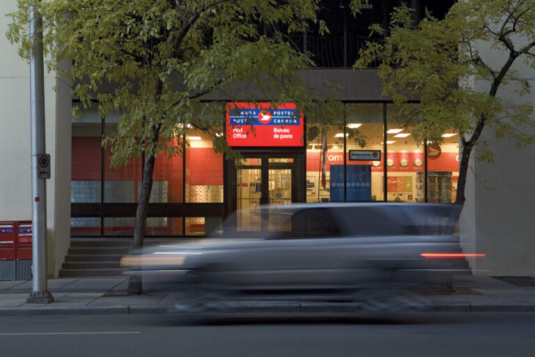 Canada Post продаст SCI Group канадской компании Metro Supply Chain