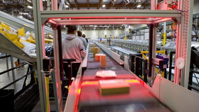 UPS инвестирует $388 млн в расширение бизнеса в Канаде