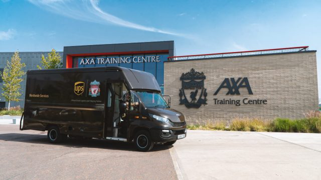 UPS стала партнёром футбольного клуба Liverpool