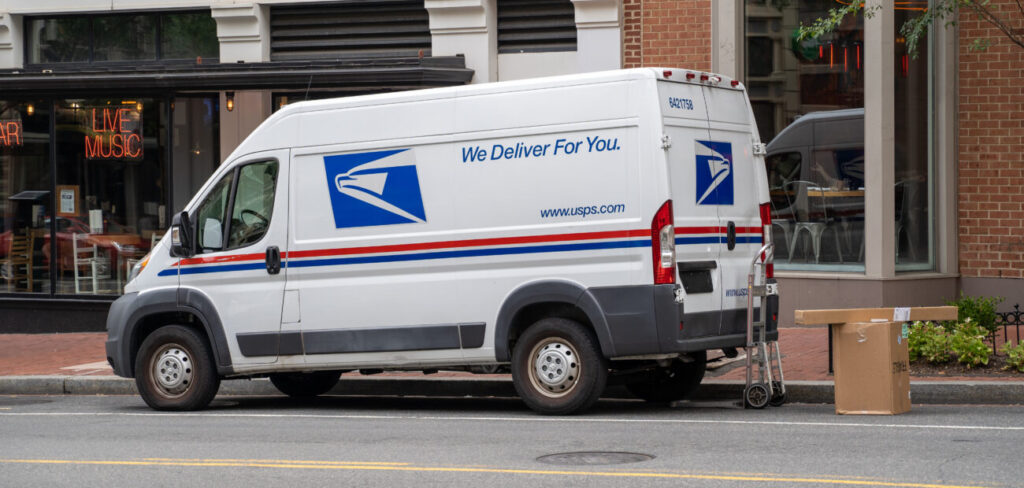 USPS завершила экологическую экспертизу программы автомобилей нового поколения для доставки