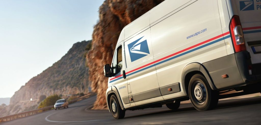 USPS планирует увеличить заказ на электрические автомобили для доставки