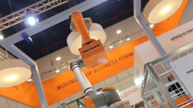 Vanderlande представила новейшие роботизированные решения на выставке POST-EXPO 2018