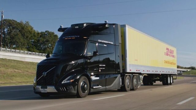 Volvo начала автономные перевозки для DHL Supply Chain в Техасе
