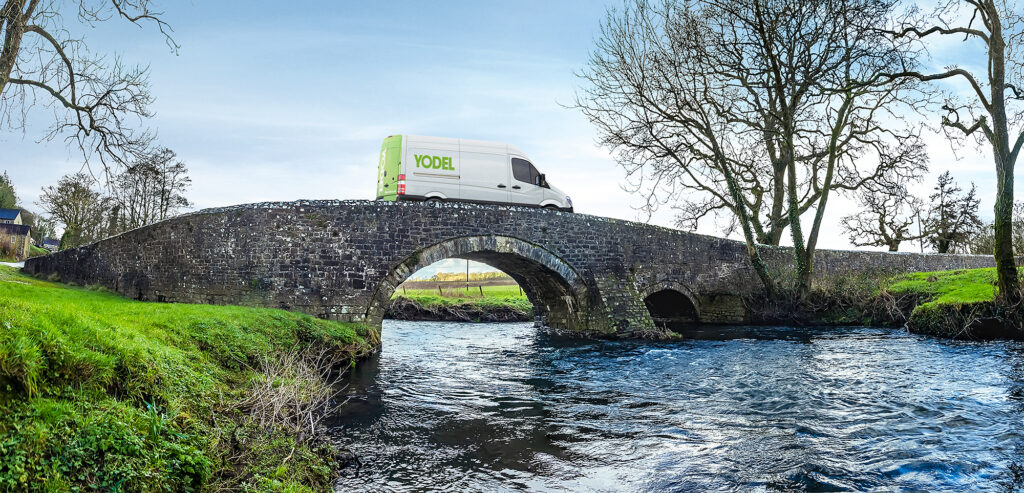 Yodel инвестирует $108 млн в доставку через пункты выдачи и постаматы