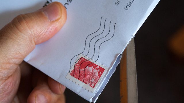 Исследование Quadient: две трети потребителей в Великобритании охотнее читают письма, чем электронные сообщения