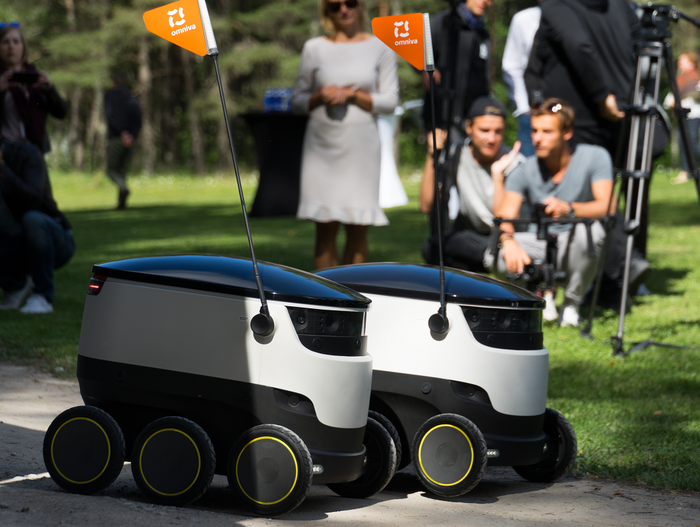 Пилотный проект Omniva Robovan вышел в финальный этап European Business Awards