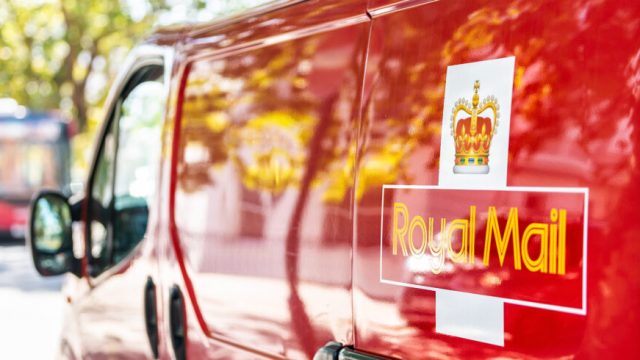 Правительство Великобритании согласовало продажу Royal Mail компании EP Group