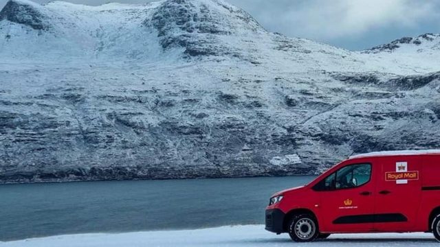 Сотрудники Royal Mail заменят офисы на доставку перед Рождеством