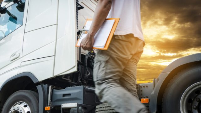 Численность водителей большегрузов в Великобритании стабилизируется