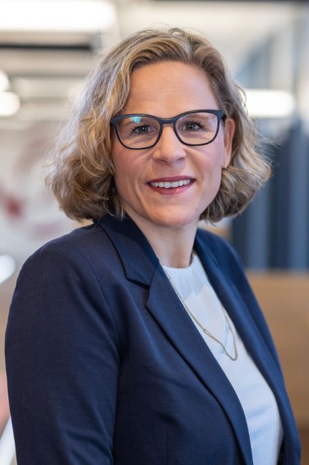Член совета директоров Nadja Lang покинет Swiss Post