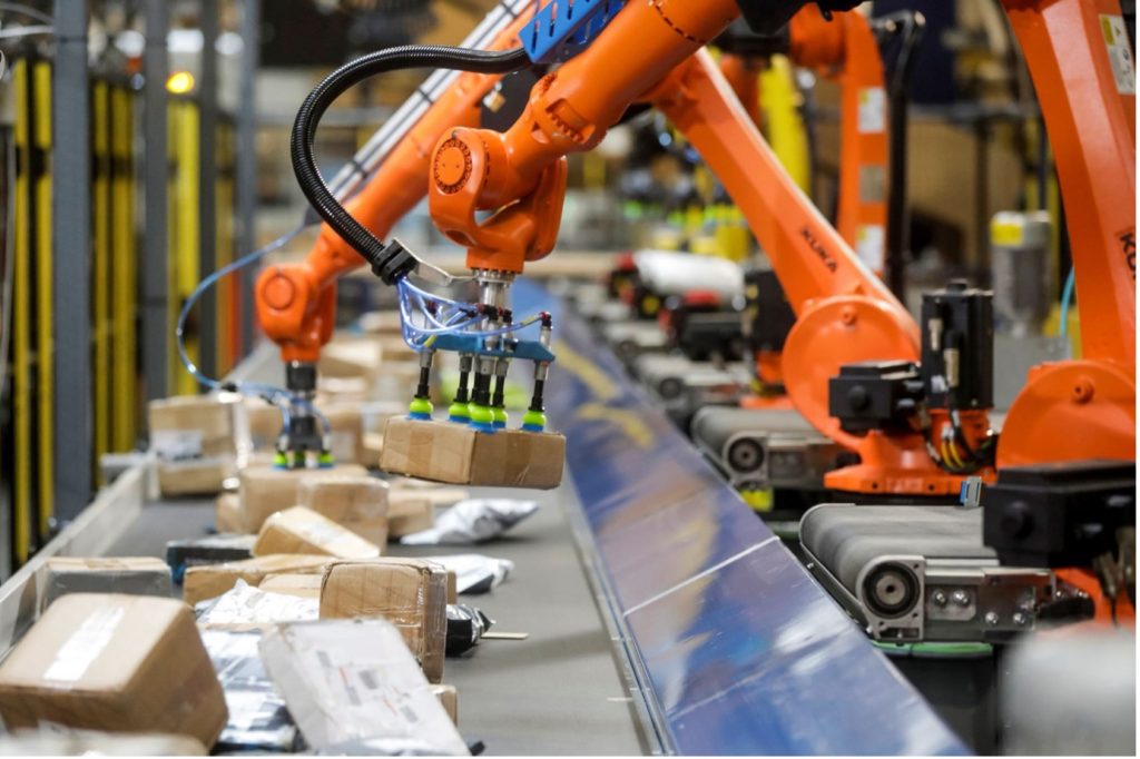 НОВОСТИ EXPO: Beumer представила робота, который автоматизирует 99,9% обработки россыпных посылок