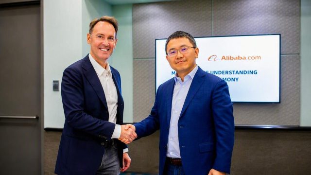 Сервисы DHL Global Forwarding свяжут с ИИ-платформой Accio от Alibaba.com