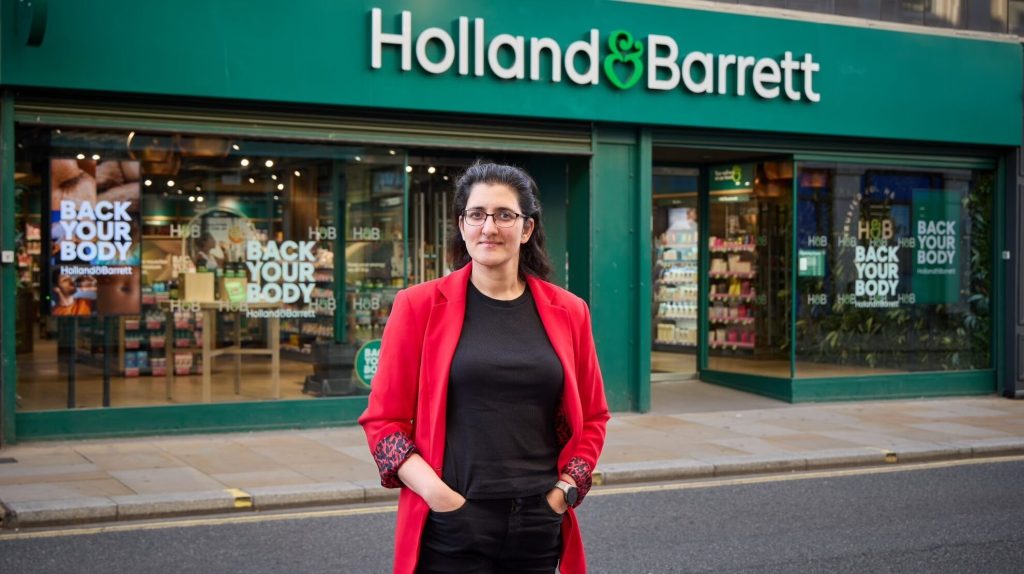 Holland & Barrett инвестирует €17,5 млн в операции по выполнению заказов в Ирландии