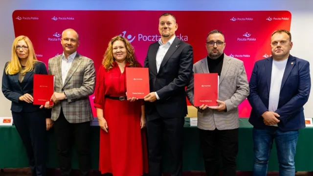 Poczta Polska согласовала ежегодное повышение зарплат минимум на 3%